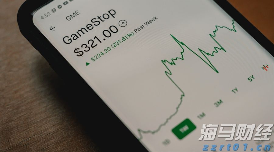 柳覃高速公路首片预制箱梁成功浇筑